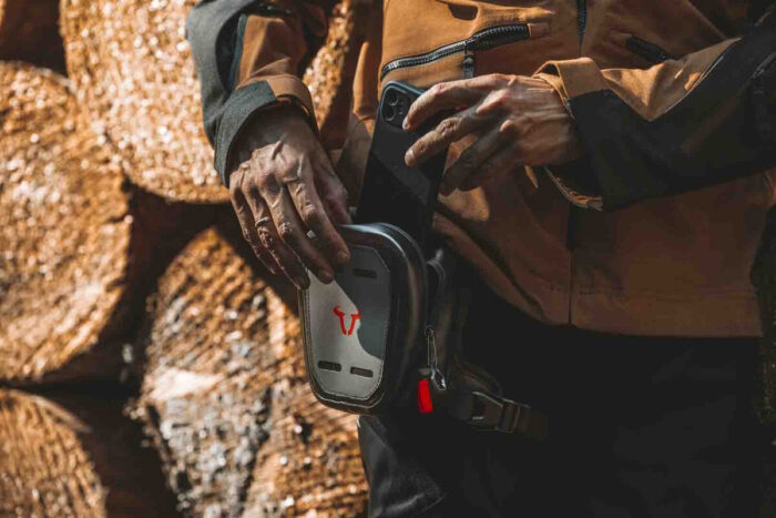SW-MOTECH Borsello Leg Bag WP. Nero. Impermeabile. - immagine 5