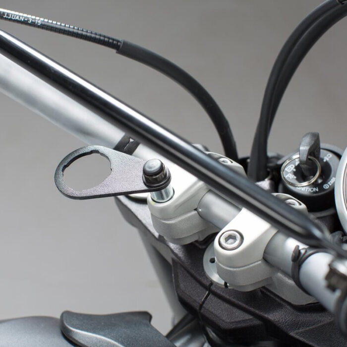 SW-MOTECH Kit elettrico universale Accendisigari Presa USB Materiale per montaggio - immagine 4