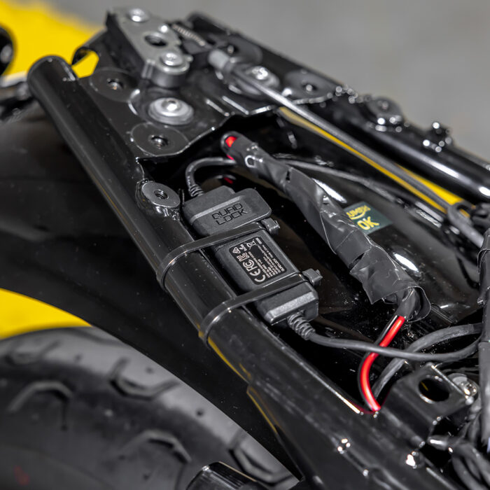 Quad Lock Adattatore Intelligente Da 12V a USB Resistente alle Intemperie - immagine 2