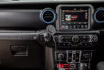 Quad Lock Testa Caricabatterie Wireless Auto/Scrivania - immagine 3